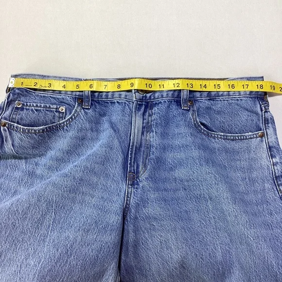 Abercrombie & Fitch Low-Rise Ultra Loose Light Blue Denim Jeans - Picture 8 of 13